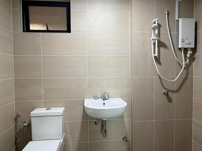 Kediaman Servis untuk Disewa di Parkland Residence @ Kajang 2 - Ong KG - Bathroom - PropertyGuru.com.my