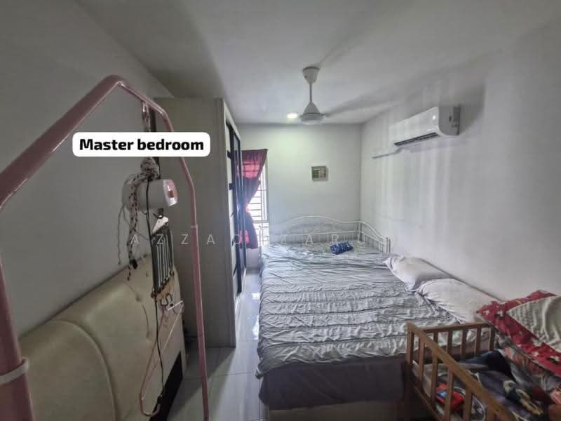 Apartment for Sale at Residensi Laguna Biru 2 - Azzad Zarull - Master Bedroom - PropertyGuru.com.my