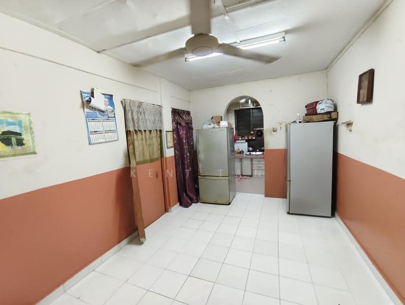 Flat for Sale at Taman Taming Jaya - Kent Tan - Living Room - PropertyGuru.com.my