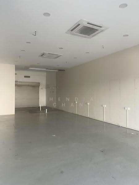 Shop for Rent in Bandar Rimbayu (Telok Panglima Garang) - Geok Bee Chan - Interior - PropertyGuru.com.my