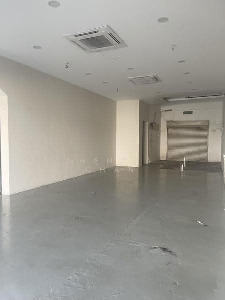 Shop for Rent in Bandar Rimbayu (Telok Panglima Garang) - Geok Bee Chan - Interior - PropertyGuru.com.my
