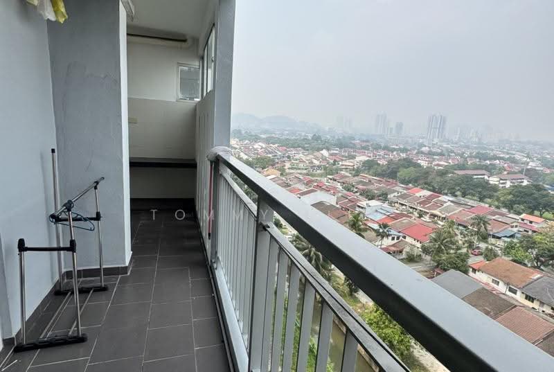 Kondominium untuk Dijual di First Residence (Residensi Unggul) - Tommy Liew - Balcony - PropertyGuru.com.my