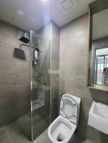 Kediaman Servis untuk Disewa di Suasana @ Utropolis - Jey Ong - Bathroom - PropertyGuru.com.my