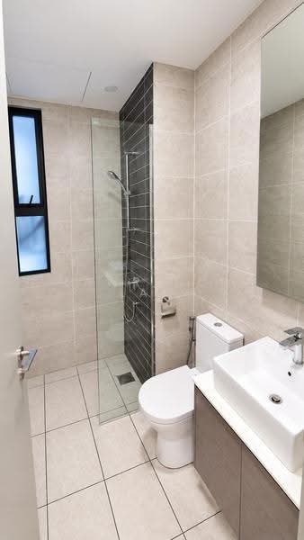 Service Residence for Rent at Millerz Square Serviced Residence - Lawrence Law - Bathroom - PropertyGuru.com.my