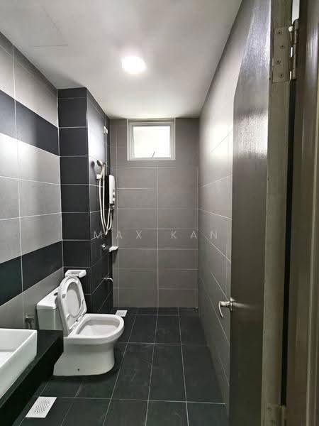 Condominium for Rent at M Condominium @ Larkin - Max Kan - Bathroom - PropertyGuru.com.my