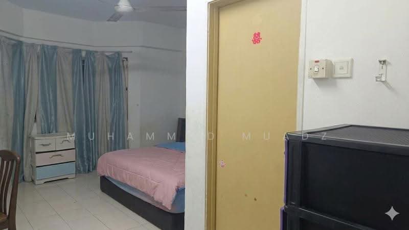 Apartment for Sale at Desa Saujana - Muhammad Muadz - Bedroom - PropertyGuru.com.my