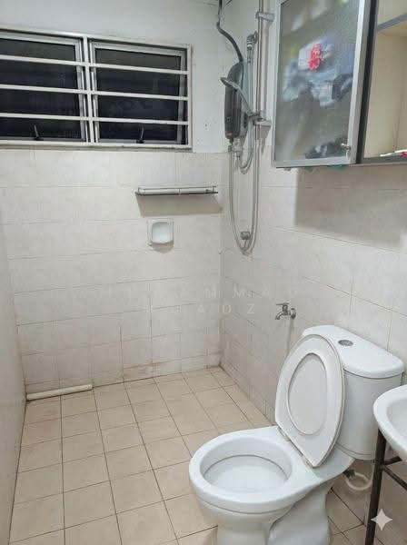 Apartment for Sale at Desa Saujana - Muhammad Muadz - Bathroom - PropertyGuru.com.my