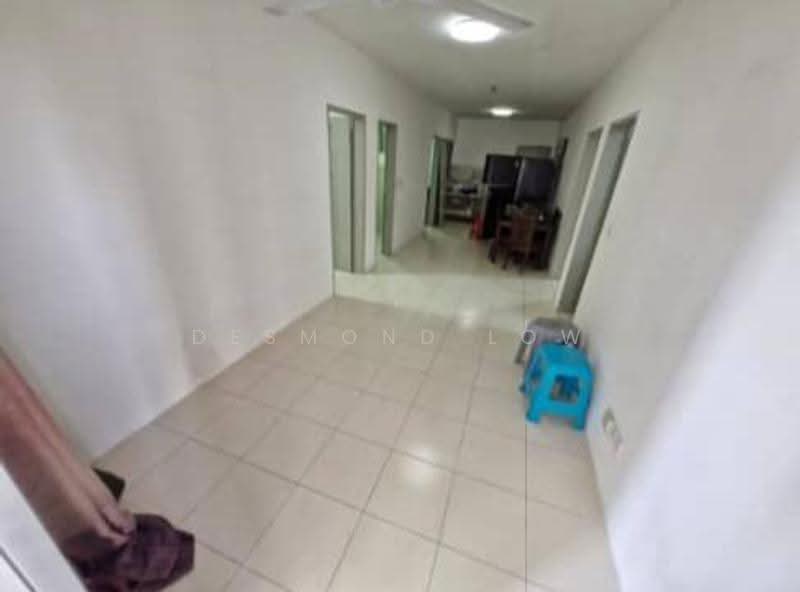 Pangsapuri untuk Disewa di Residensi Razakmas - Desmond Low - Corridor - PropertyGuru.com.my
