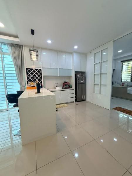Semi-Detached House for Sale in Kota Kinabalu (Sabah) - Pheon Chen - Kitchen - PropertyGuru.com.my