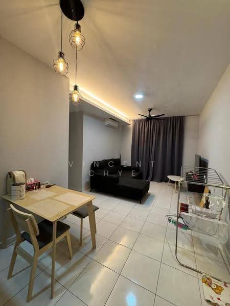 Kondominium untuk Disewa di D'Nuri Residence @ Desa Petaling - Vincent Chye - Living Room - PropertyGuru.com.my