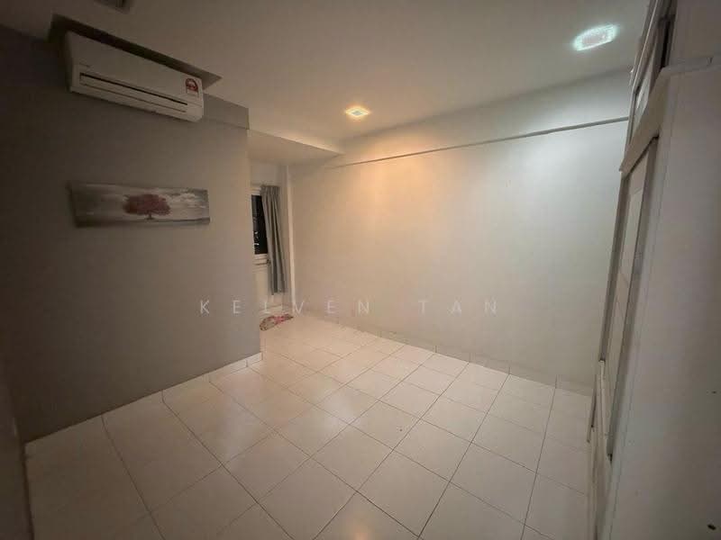 Kondominium untuk Dijual di First Residence (Residensi Unggul) - Kelven Tan - Interior - PropertyGuru.com.my