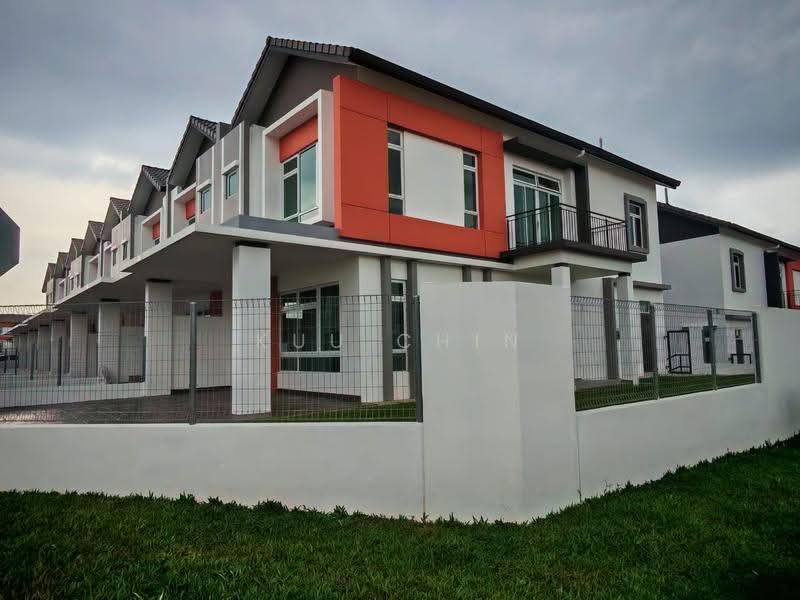 2-storey Terraced House for Sale in Bandar Putra Kulai (Kulai) - Kuu Chin - Exterior - PropertyGuru.com.my