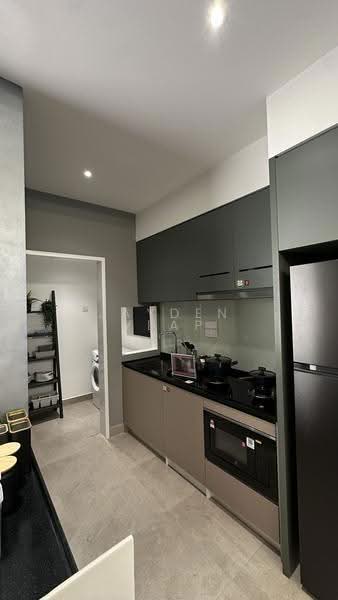 Service Residence for Sale at The Queenwoodz @ Bukit Jalil - Jayden Yeap - Kitchen - PropertyGuru.com.my