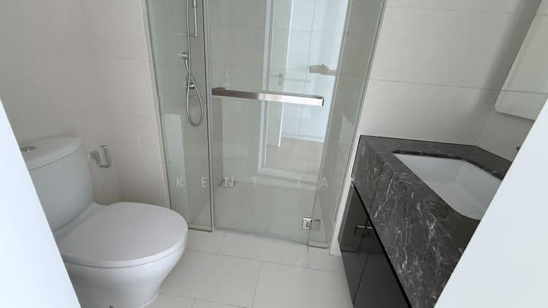 Service Residence for Rent at Pavilion Damansara Heights, Windsor Suites - Kent Tan - Bathroom - PropertyGuru.com.my