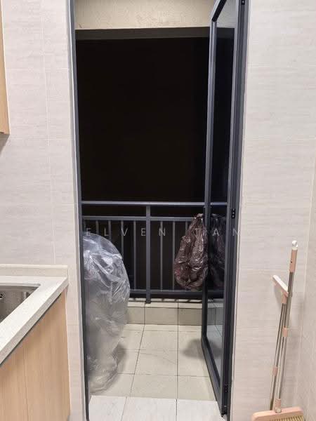 Kediaman Servis untuk Disewa di Aradia Residence @ Lake City KL North - Kelven Tan - Balcony - PropertyGuru.com.my