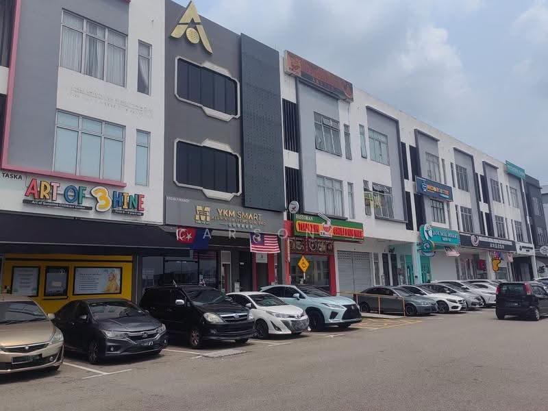 Shop for Rent in Austin Crest (Johor Bahru) - Carson . - Exterior - PropertyGuru.com.my