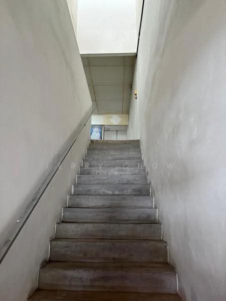 Shop for Sale in Station 18 (Ipoh) - Jerry Chow - Interior - PropertyGuru.com.my