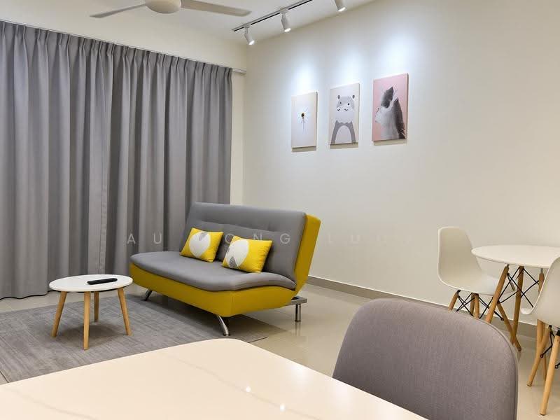 Kediaman Servis untuk Dijual di Centra Residences - Au Yong Lucy - Living Room - PropertyGuru.com.my