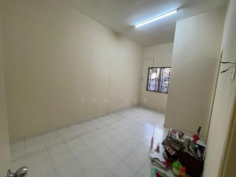 2-storey Terraced House for Sale in Denai Alam (Shah Alam) - Tom Yip - Interior - PropertyGuru.com.my