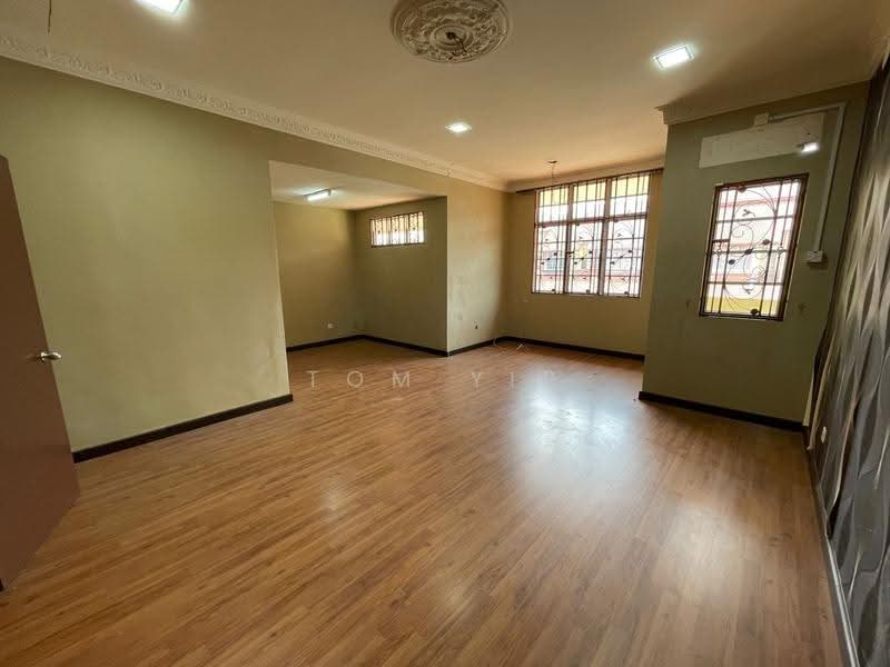 2-storey Terraced House for Sale in Denai Alam (Shah Alam) - Tom Yip - Interior - PropertyGuru.com.my
