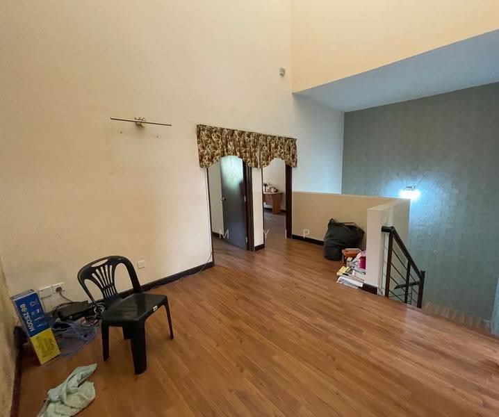 2-storey Terraced House for Sale in Denai Alam (Shah Alam) - Tom Yip - Living Room - PropertyGuru.com.my