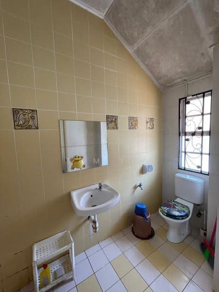 2-storey Terraced House for Sale in Denai Alam (Shah Alam) - Tom Yip - Bathroom - PropertyGuru.com.my
