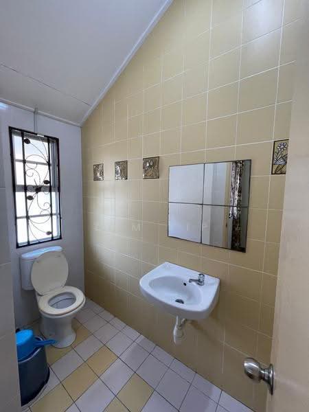 2-storey Terraced House for Sale in Denai Alam (Shah Alam) - Tom Yip - Bathroom - PropertyGuru.com.my