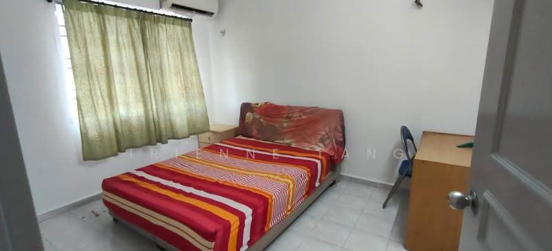 Apartment for Rent at Taman Pekaka Block 31 - Irienne Tang - Bedroom - PropertyGuru.com.my