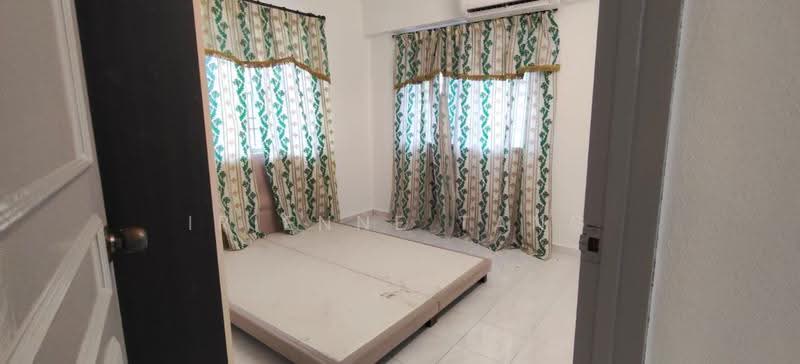 Apartment for Rent at Taman Pekaka Block 31 - Irienne Tang - Bedroom - PropertyGuru.com.my