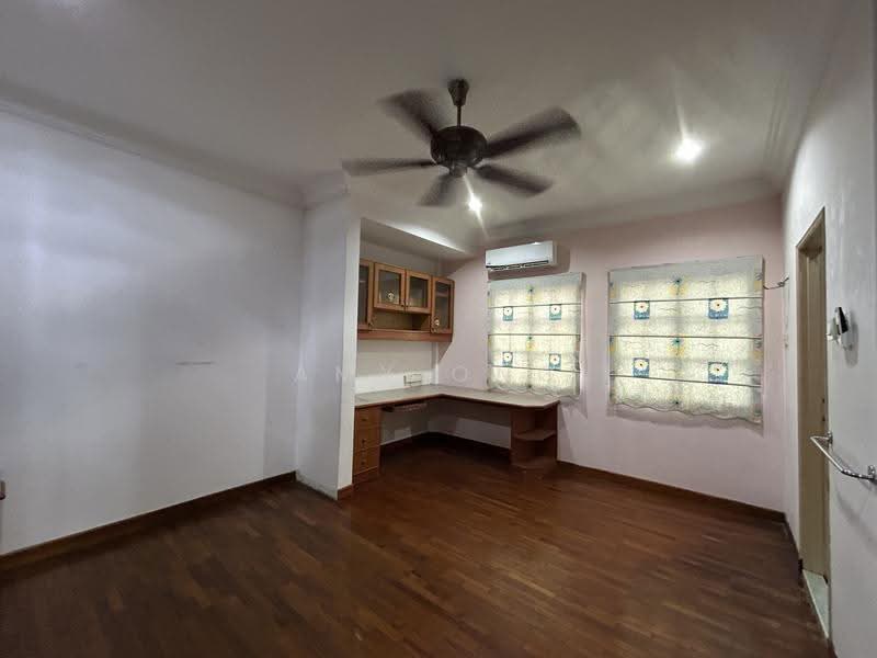 Semi-Detached House for Sale in Usj 11 (Subang Jaya) - Amy Ong - Study - PropertyGuru.com.my
