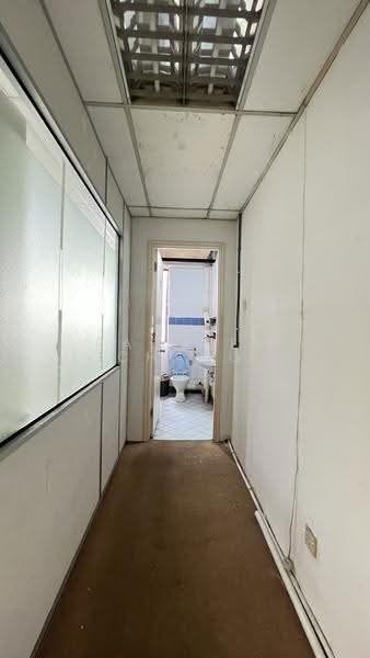 Shop / Office for Rent in Desa Aman Puri (Kepong) - Racheel Chang - Corridor - PropertyGuru.com.my