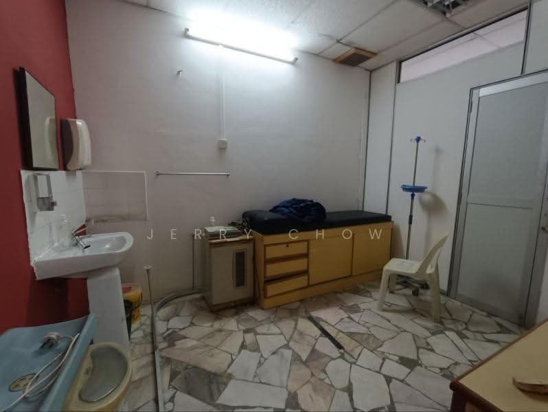 Shop / Office untuk Dijual di Bandar Baru Menglembu (Menglembu) - Jerry Chow - Interior - PropertyGuru.com.my