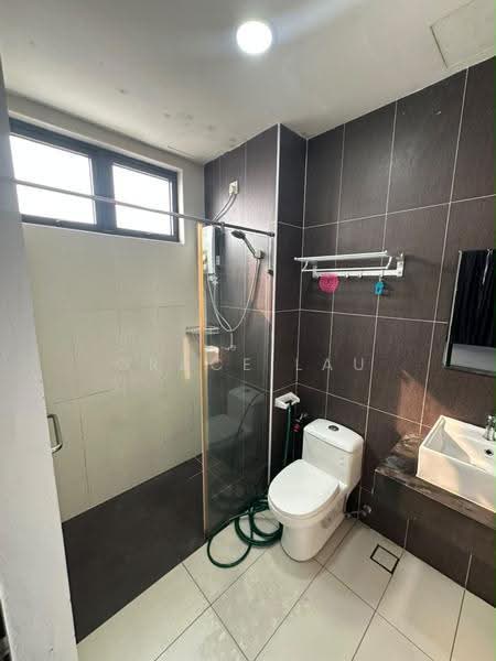 Service Residence for Rent at D'Secret Garden (Pangsapuri Kempas Indah) - Grace Lau - Bathroom - PropertyGuru.com.my