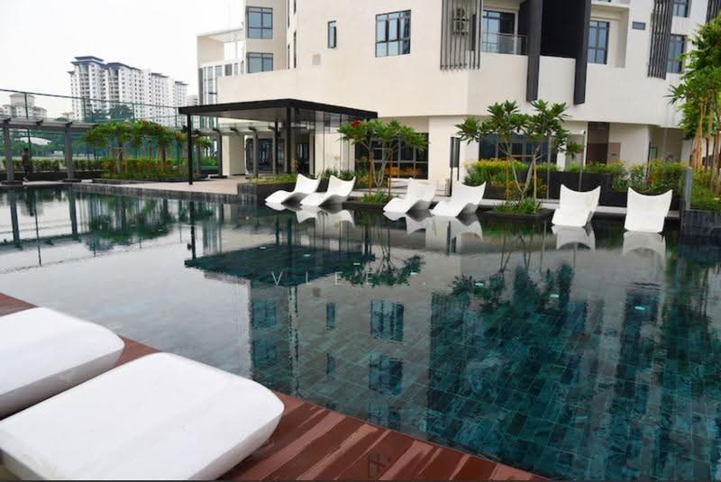 Condominium for Rent at Vivo Residential Suites - vLee . - Pool - PropertyGuru.com.my