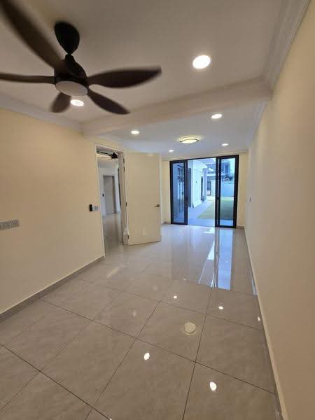 Rumah Teres 2-Tingkat untuk Disewa di Bukit Raja (Selangor) - Alex Tong - PropertyGuru.com.my