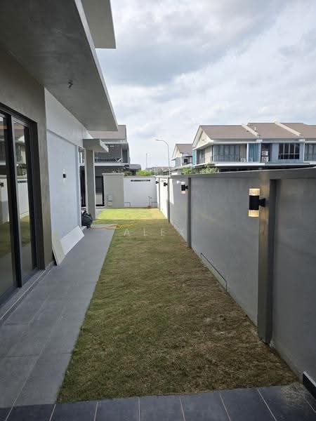 Rumah Teres 2-Tingkat untuk Disewa di Bukit Raja (Selangor) - Alex Tong - PropertyGuru.com.my