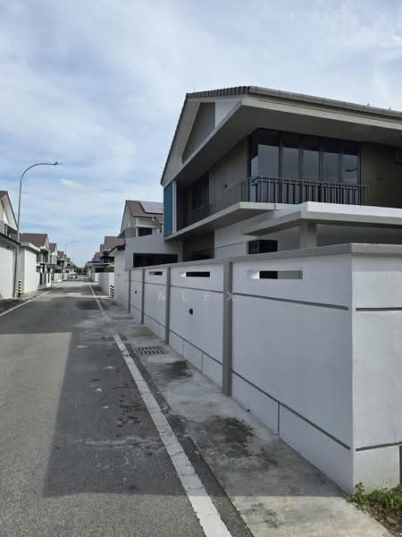Rumah Teres 2-Tingkat untuk Disewa di Bukit Raja (Selangor) - Alex Tong - PropertyGuru.com.my