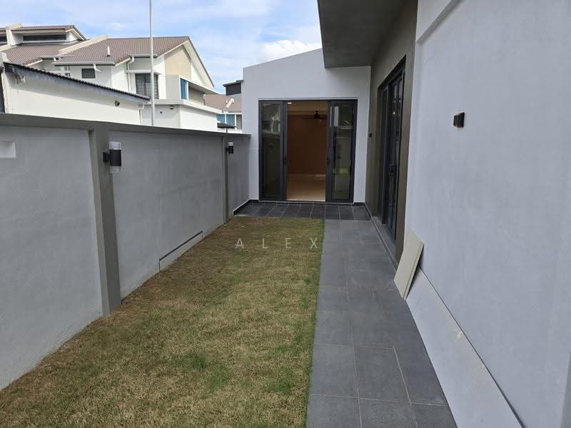 Rumah Teres 2-Tingkat untuk Disewa di Bukit Raja (Selangor) - Alex Tong - PropertyGuru.com.my