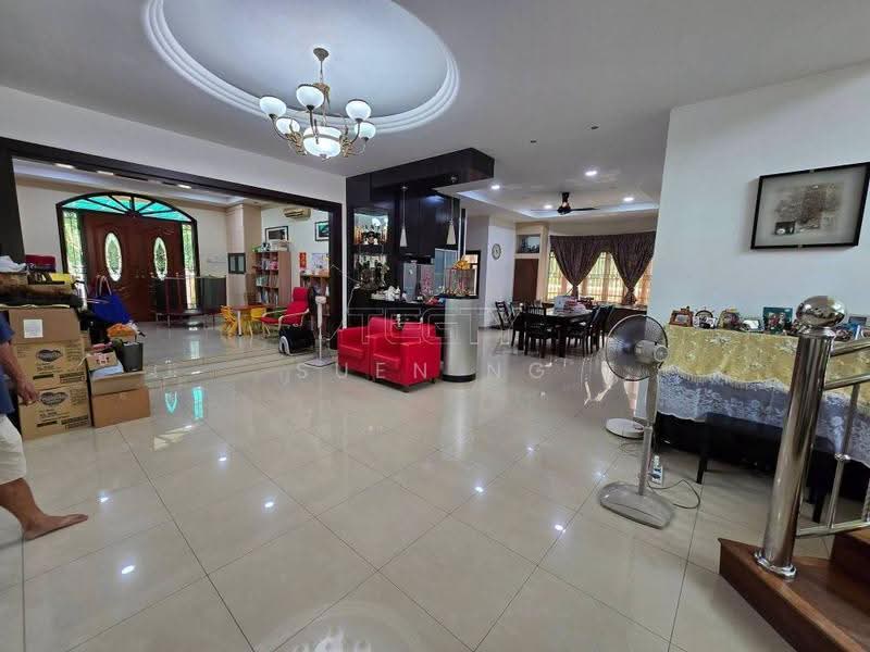Bungalow House untuk Dijual di Klang (Selangor) - Suen Ng - Living Room - PropertyGuru.com.my