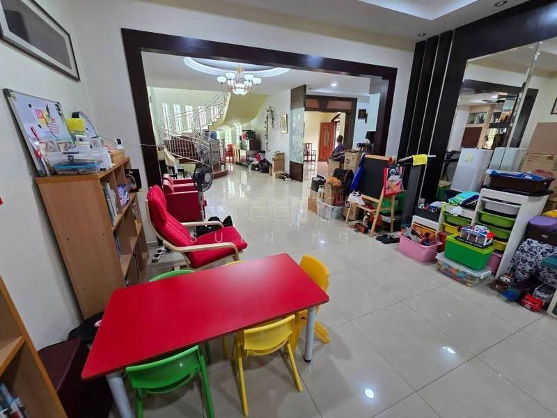 Bungalow House untuk Dijual di Klang (Selangor) - Suen Ng - Living Room - PropertyGuru.com.my