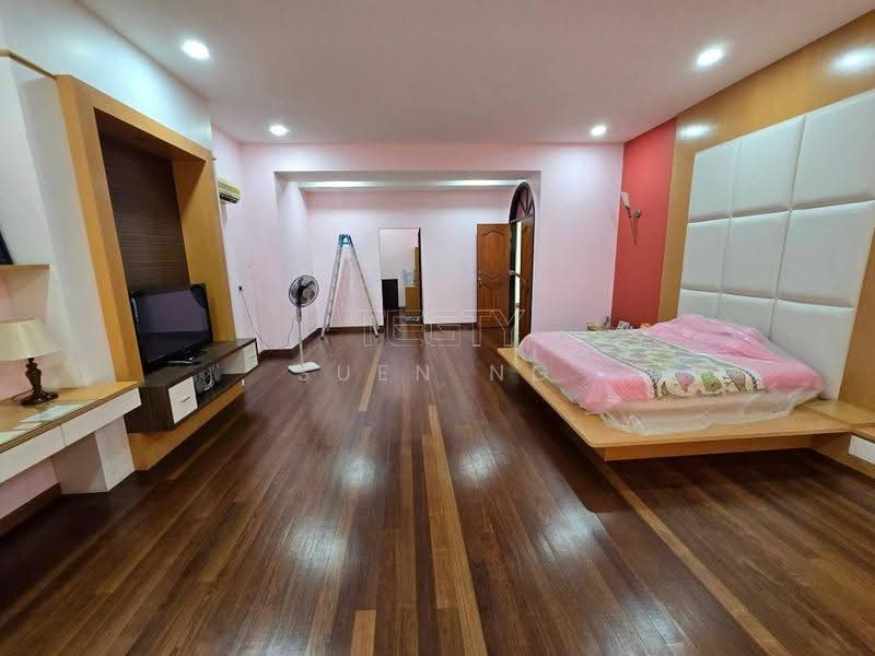 Bungalow House untuk Dijual di Klang (Selangor) - Suen Ng - Bedroom - PropertyGuru.com.my