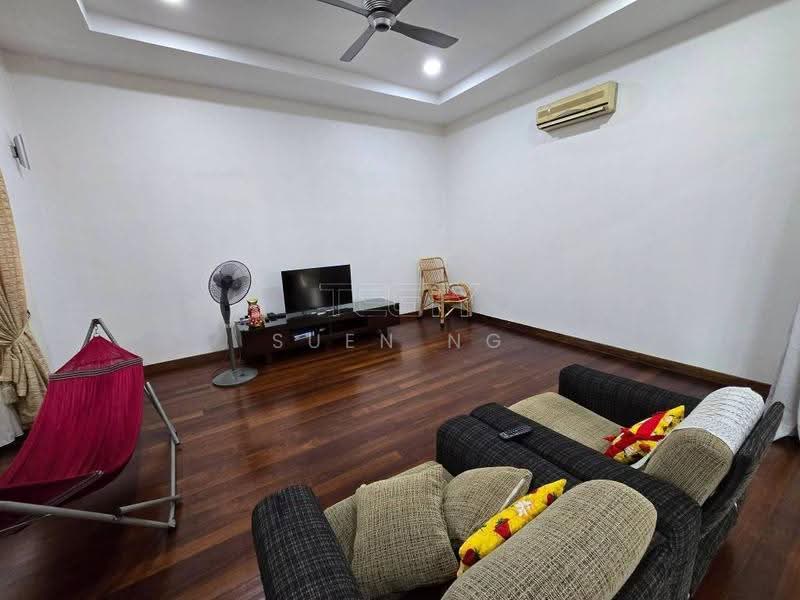 Bungalow House untuk Dijual di Klang (Selangor) - Suen Ng - Living Room - PropertyGuru.com.my