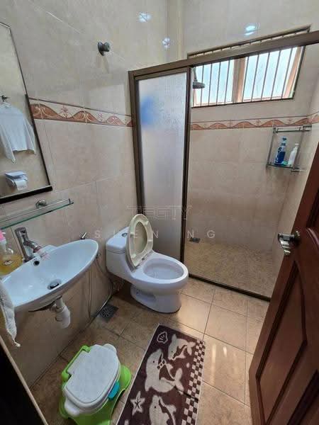 Bungalow House untuk Dijual di Klang (Selangor) - Suen Ng - Bathroom - PropertyGuru.com.my