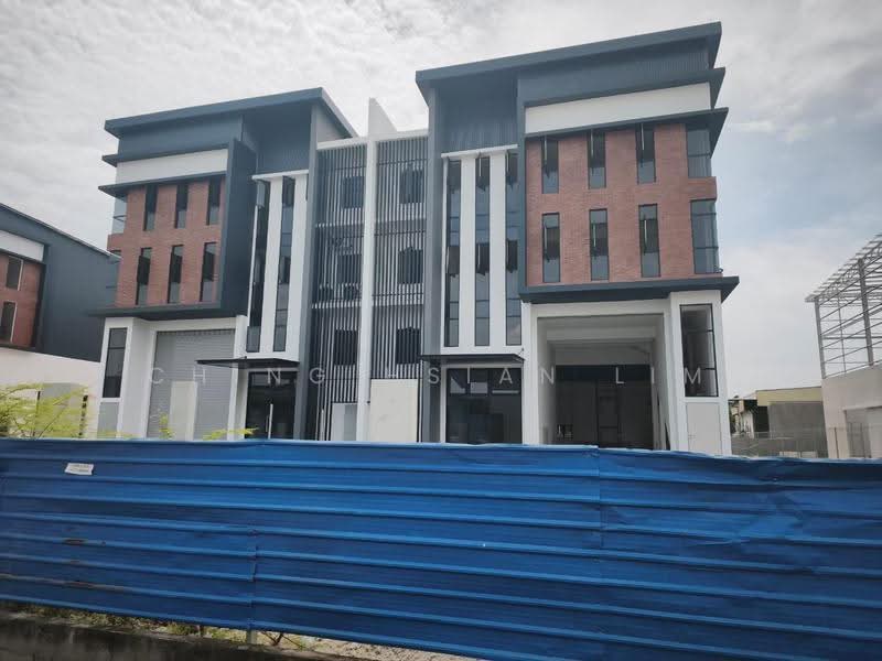 Semi-D Factory for Sale in 3 Storey Semi-D Light Industrial at Bukit Mertajam (Bukit Mertajam) - Ching Hsian Lim - Exterior - PropertyGuru.com.my