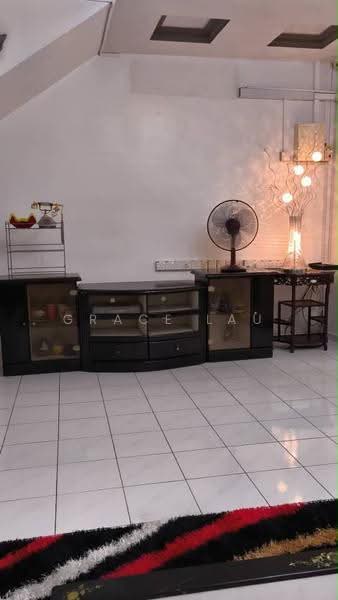 2-storey Terraced House for Rent in Taman Sri Intan (Johor Bahru) - Grace Lau - Living Room - PropertyGuru.com.my