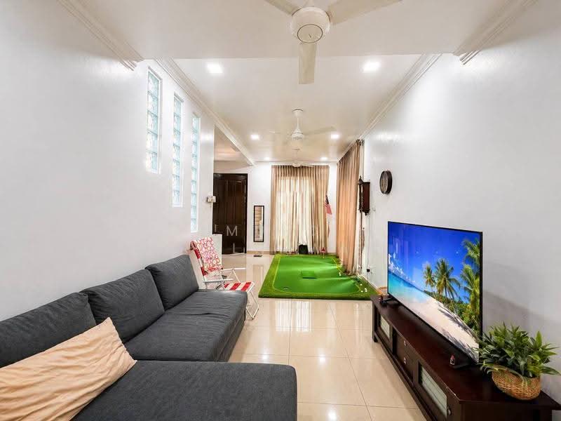 2-storey Terraced House for Sale in Taman Setiawangsa (Setiawangsa) - Muhd Khairulnawawi Kamaruddin - Living Room - PropertyGuru.com.my