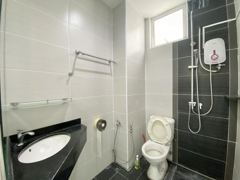 Condominium for Sale at The Oasis - Weng Sern - Bathroom - PropertyGuru.com.my