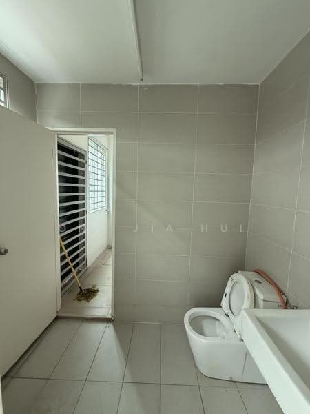 Rumah Teres untuk Dijual di Bandar Sri Sendayan (Negeri Sembilan) - Ong Jia Hui - Bathroom - PropertyGuru.com.my
