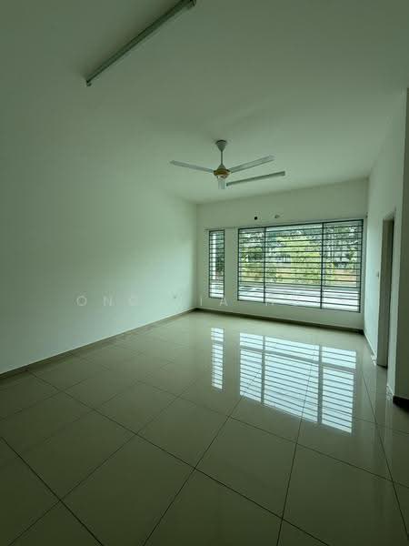 Rumah Teres untuk Dijual di Bandar Sri Sendayan (Negeri Sembilan) - Ong Jia Hui - Living Room - PropertyGuru.com.my