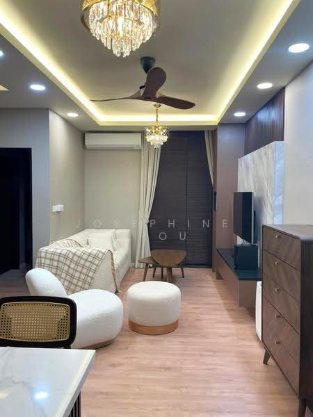 Kediaman Servis untuk Dijual di Dian Residency - Josephine Chou - Living Room - PropertyGuru.com.my